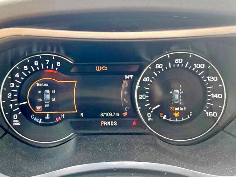 Photo 8 from auction – 2019 LINCOLN MKZ with VIN 3LN6L5A91KR609138