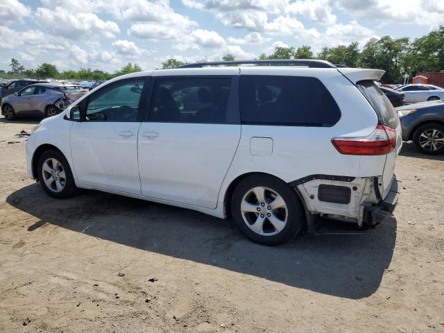 Photo 2 from auction – 2015 TOYOTA SIENNA LE with VIN 5TDKK3DC3FS588717