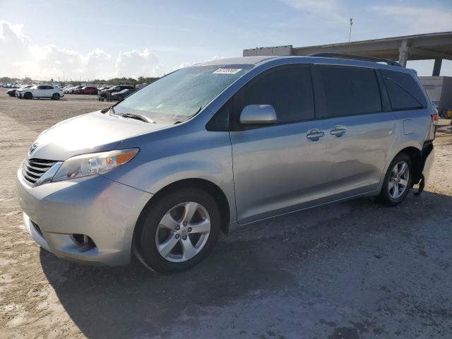 TOYOTA SIENNA LE 2014 with VIN 5TDKK3DC1ES444033 - Photo from auction