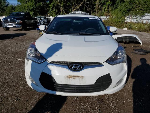 Photo 5 from auction – 2017 HYUNDAI VELOSTER with VIN KMHTC6ADXHU319012