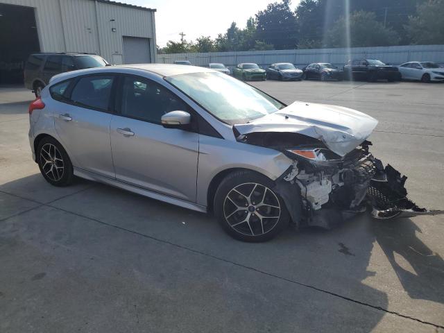 Photo 4 from auction – 2015 FORD FOCUS SE with VIN 1FADP3K22FL227409