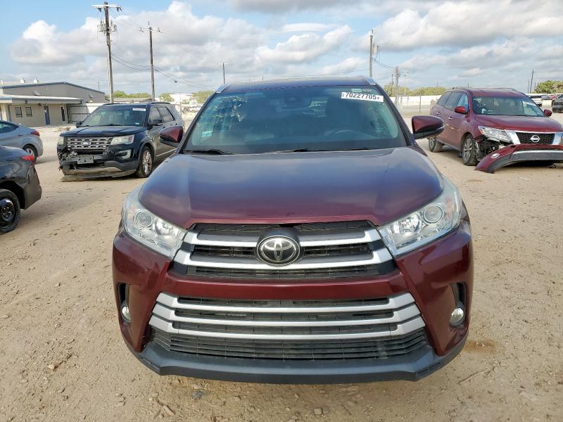 Photo 5 from auction – 2018 TOYOTA HIGHLANDER with VIN 5TDKZRFH8JS272486