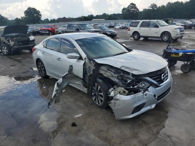 Photo 4 from auction – 2017 NISSAN ALTIMA 2.5 with VIN 1N4AL3AP0HC262643