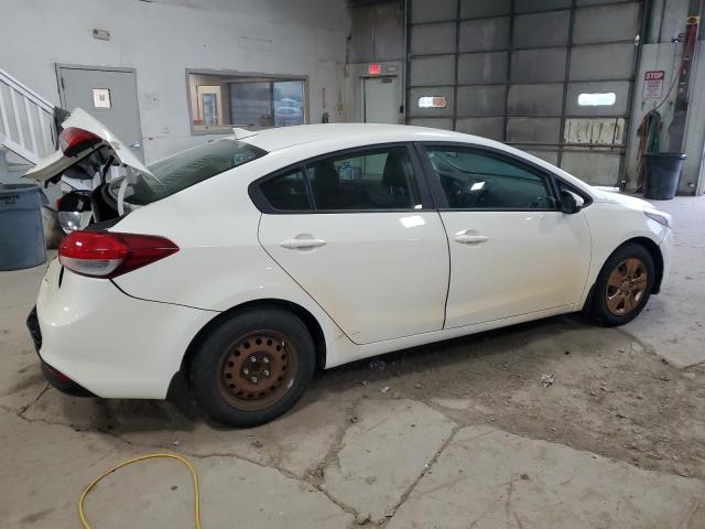 Photo 3 from auction – 2017 KIA FORTE LX with VIN 3KPFK4A78HE047819