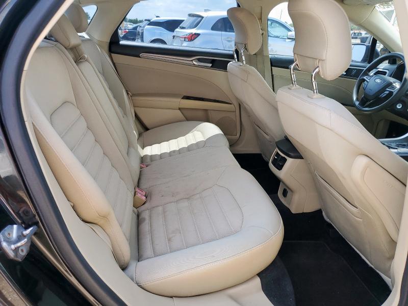 Photo 10 from auction – 2013 FORD FUSION SE with VIN 3FA6P0HR3DR299231