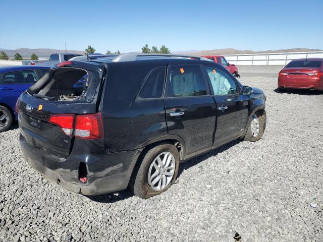 Photo 3 from auction – 2015 KIA SORENTO LX with VIN 5XYKTDA72FG631628