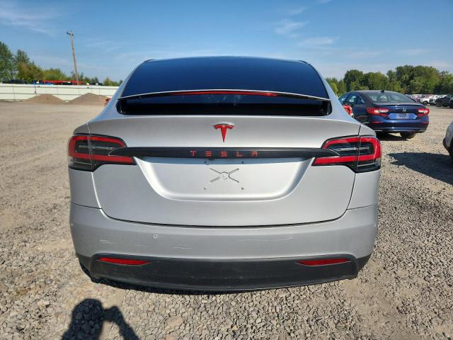 Photo 6 from auction – 2018 TESLA MODEL X with VIN 5YJXCDE2XJF116686