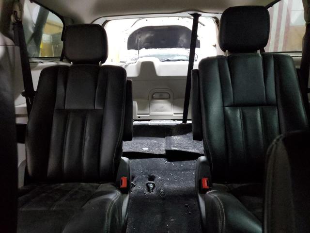 Photo 10 from auction – 2015 CHRYSLER TOWN & COU with VIN 2C4RC1CG3FR514243