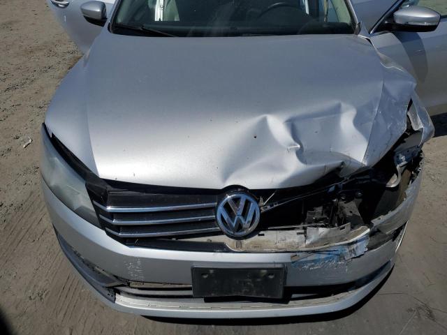Photo 11 from auction – 2012 VOLKSWAGEN PASSAT SE with VIN 1VWBP7A35CC109706