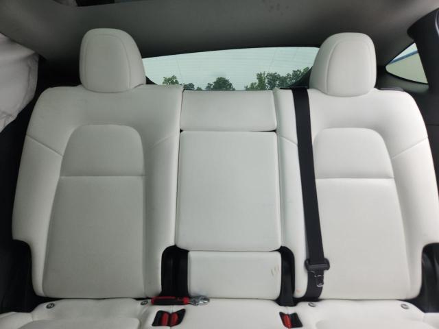 Photo 10 from auction – 2020 TESLA MODEL Y with VIN 5YJYGDEE0LF056634