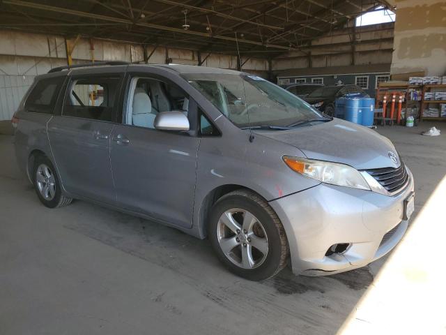 Photo 4 from auction – 2013 TOYOTA SIENNA LE with VIN 5TDKK3DC1DS315367