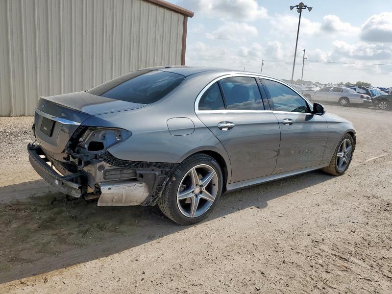 Photo 3 from auction – 2017 MERCEDES-BENZ E 300 with VIN WDDZF4JB1HA095936