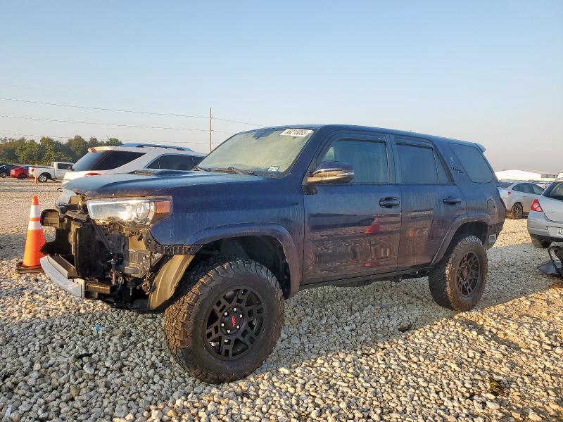TOYOTA 4RUNNER SR 2019 with VIN JTEBU5JRXK5733830 - Photo from auction