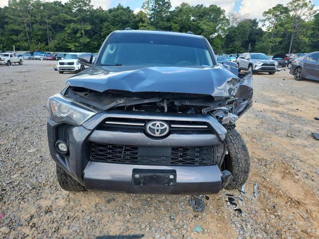 Photo 5 from auction – 2022 TOYOTA 4RUNNER SR5 with VIN JTEFU5JR6N5261017