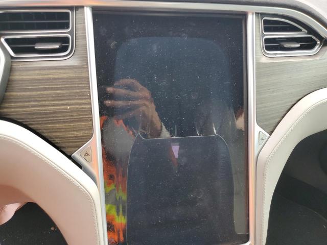 Photo 9 from auction – 2016 TESLA MODEL S with VIN 5YJSA1E22GF131139