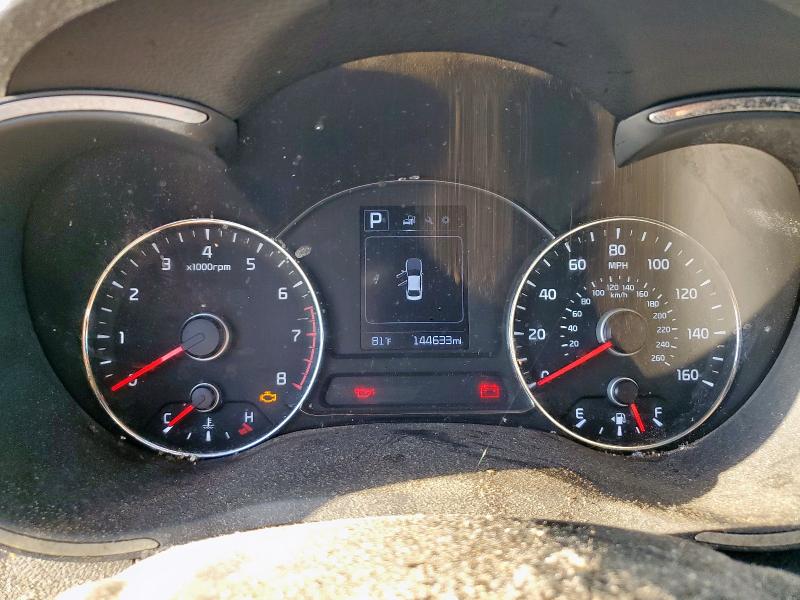 Photo 9 from auction – 2017 KIA FORTE LX with VIN 3KPFL4A79HE142287
