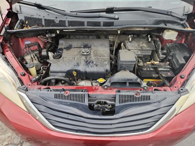 Photo 12 from auction – 2011 TOYOTA SIENNA LE with VIN 5TDKK3DC8BS043204
