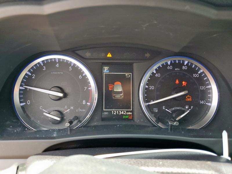 Photo 9 from auction – 2018 TOYOTA HIGHLANDER SE with VIN 5TDJZRFH8JS897918