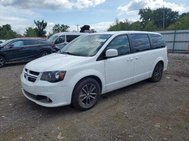 DODGE GRAND CARA 2018 with VIN 2C4RDGEG0JR145895 - Photo from auction