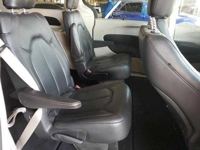 Photo 11 from auction – 2019 CHRYSLER PACIFICA TOURING L with VIN 2C4RC1BG7KR547872