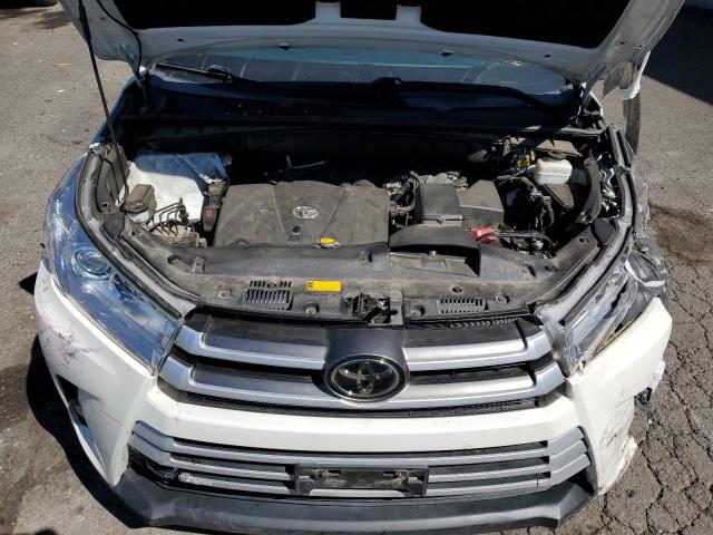 Photo 12 from auction – 2017 TOYOTA HIGHLANDER with VIN 5TDJZRFH9HS446068