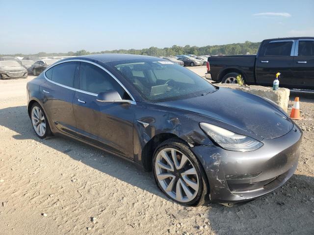 Photo 4 from auction – 2018 TESLA MODEL 3 with VIN 5YJ3E1EA0JF163532