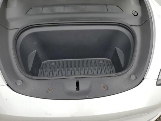 Photo 11 from auction – 2022 TESLA MODEL Y with VIN 7SAYGDEE5NF404417
