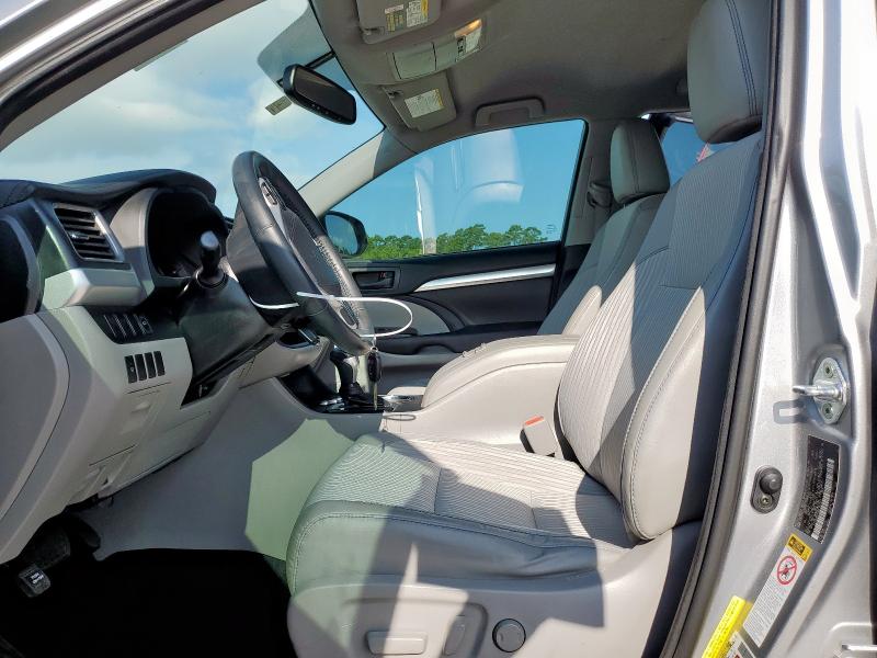 Photo 7 from auction – 2016 TOYOTA HIGHLANDER with VIN 5TDZKRFH2GS163453