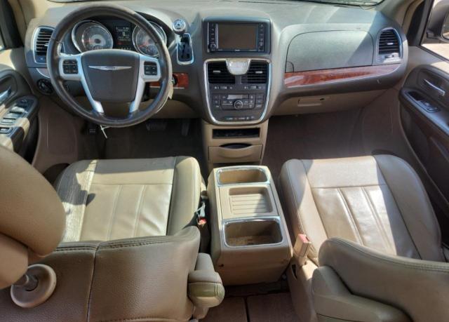 Photo 8 from auction – 2013 CHRYSLER TOWN & COU with VIN 2C4RC1BG5DR793239