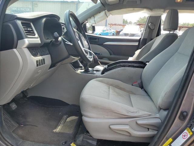 Photo 7 from auction – 2017 TOYOTA HIGHLANDER LE with VIN 5TDZARFH4HS028608