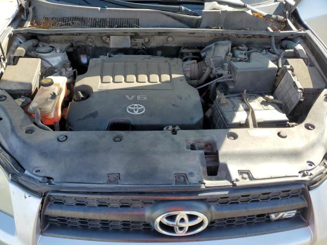 Photo 12 from auction – 2011 TOYOTA RAV4 with VIN JTMBK4DV8B5104791