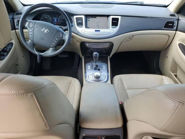 Photo 8 from auction – 2011 HYUNDAI GENESIS 4. with VIN KMHGC4DF2BU140747