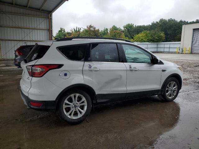 Photo 3 from auction – 2018 FORD ESCAPE SE with VIN 1FMCU0GD0JUC36826