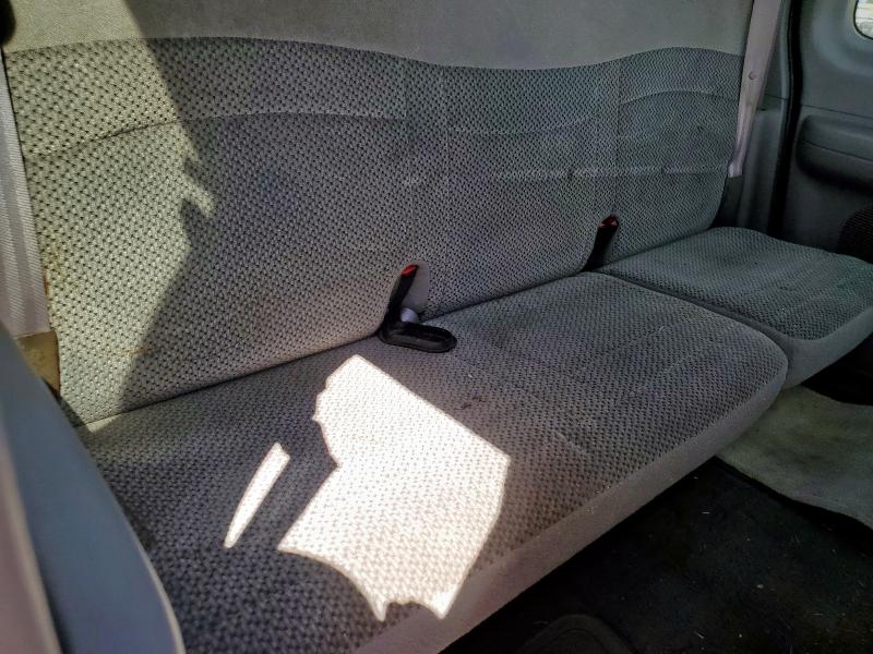 Photo 10 from auction – 2001 FORD F150 with VIN 1FTRX17L21KF34258