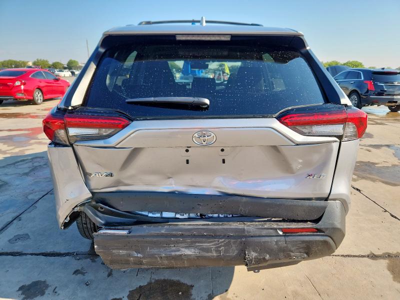 Photo 6 from auction – 2023 TOYOTA RAV4 XLE with VIN 2T3W1RFV6PC215663