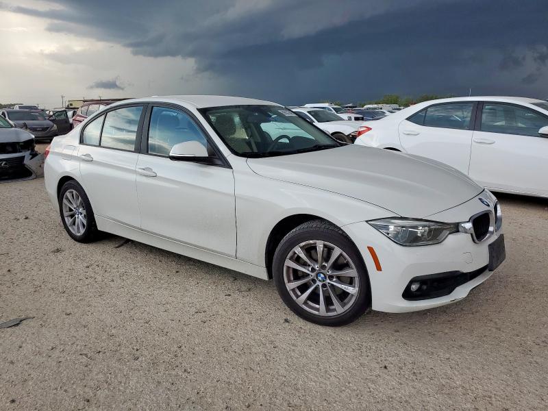 Фото 4 с аукциона – 2018 BMW 320 I с VIN WBA8A9C50JAH13259