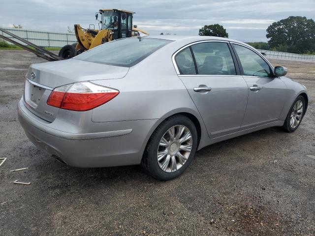 Photo 3 from auction – 2010 HYUNDAI GENESIS 3. with VIN KMHGC4DE0AU098052