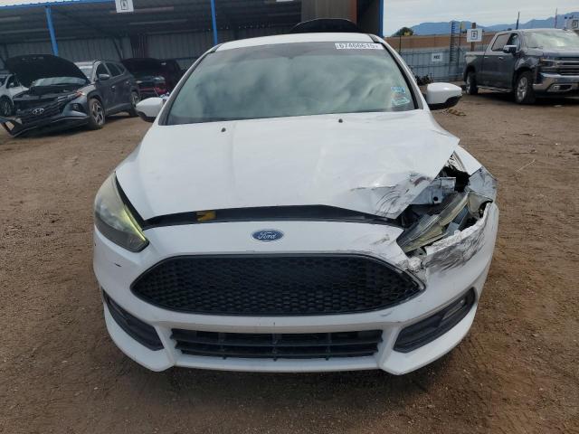 Foto 5 de la subasta – 2017 FORD FOCUS ST con VIN 1FADP3L90HL245311