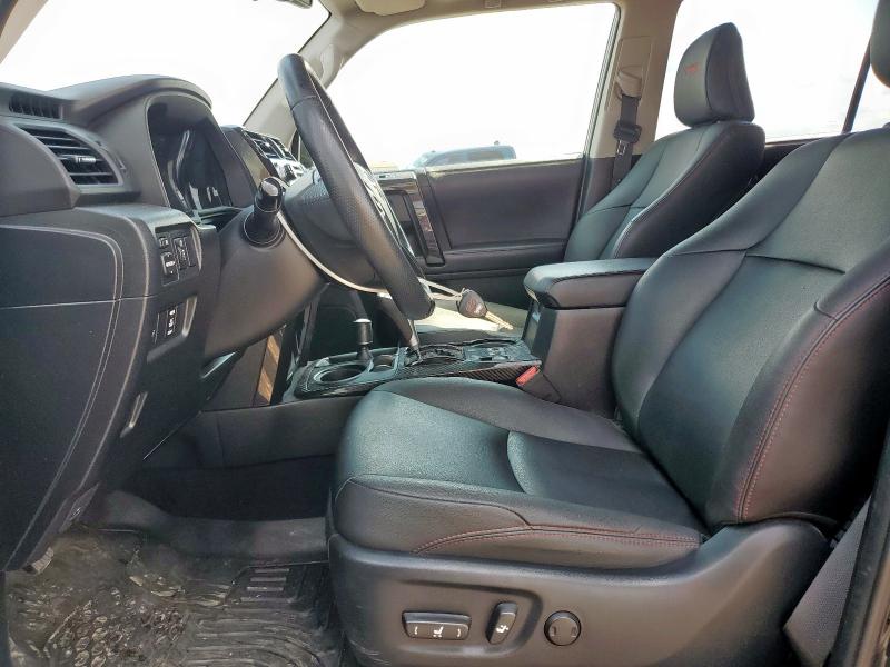 Photo 7 from auction – 2019 TOYOTA 4RUNNER SR with VIN JTEBU5JR2K5629705