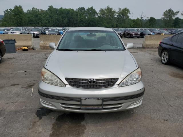 Photo 5 from auction – 2003 TOYOTA CAMRY LE with VIN 4T1BE32K63U678514
