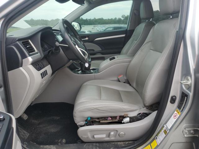 Photo 7 from auction – 2019 TOYOTA HIGHLANDER with VIN 5TDJZRFH2KS613314