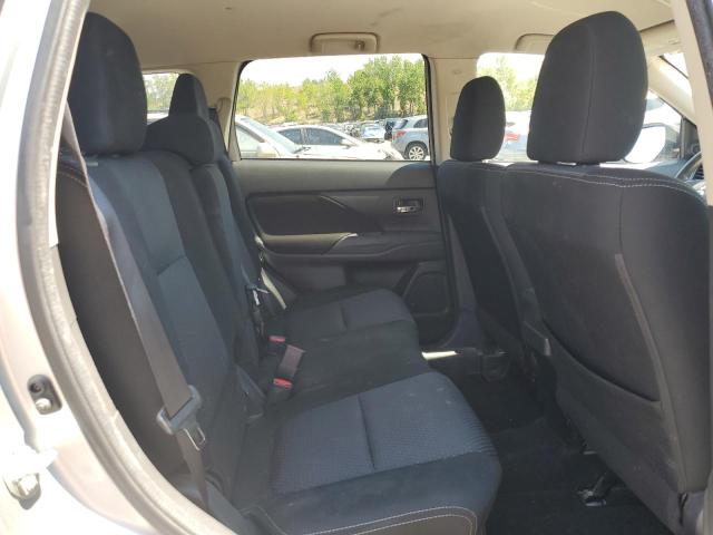 Photo 11 from auction – 2018 MITSUBISHI OUTLANDER with VIN JA4AZ3A35JJ002871