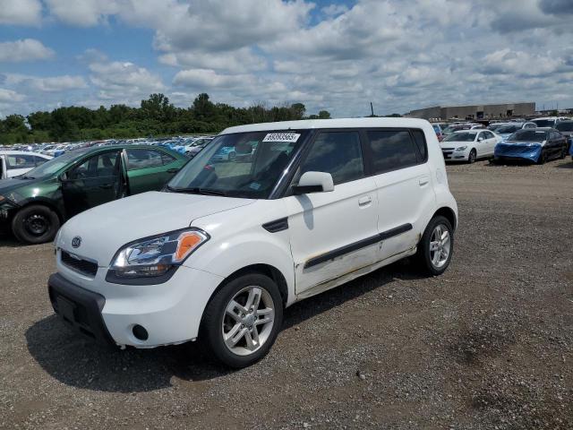 KIA SOUL + 2010 with VIN KNDJT2A27A7179492 - Photo from auction