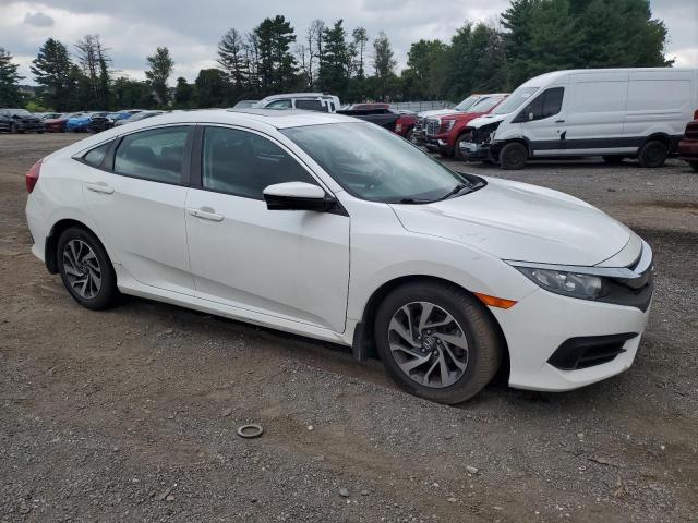 Photo 4 from auction – 2018 HONDA CIVIC EX with VIN 19XFC2F74JE206576