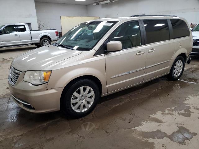 Photo 1 from auction – 2016 CHRYSLER TOWN & COU with VIN 2C4RC1BG8GR263948