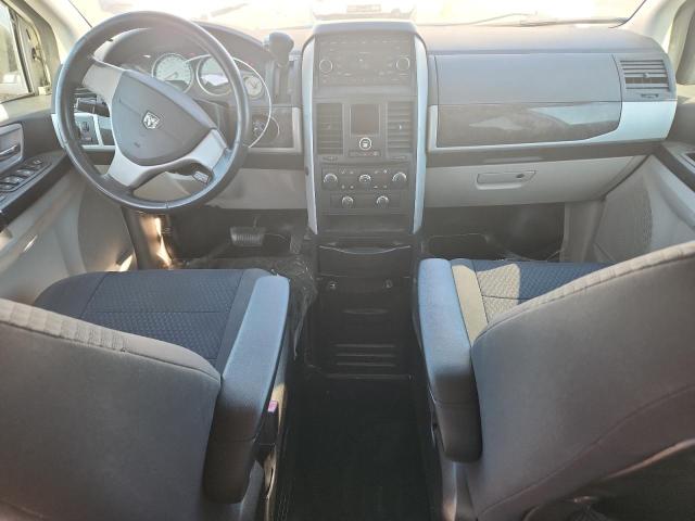 Photo 8 from auction – 2010 DODGE GRAND CARA with VIN 2D4RN5D16AR215711