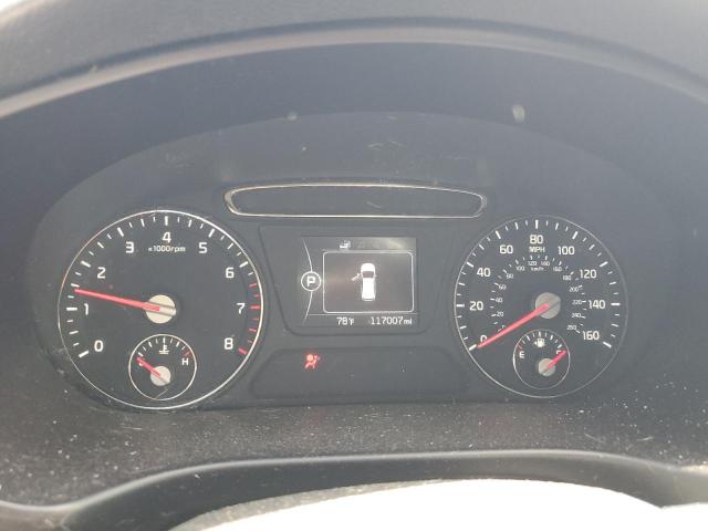 Photo 9 from auction – 2017 KIA SORENTO LX with VIN 5XYPGDA55HG324174