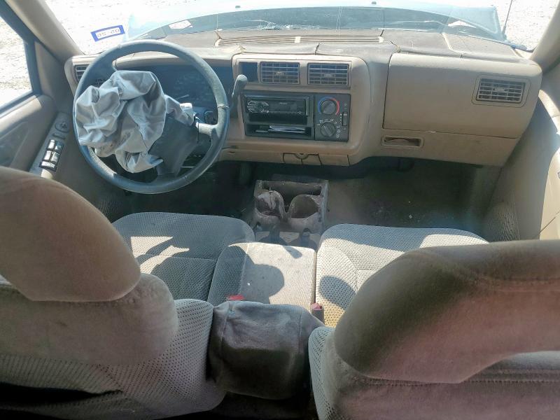 Photo 8 from auction – 1997 CHEVROLET BLAZER with VIN 1GNCS13W3V2240627