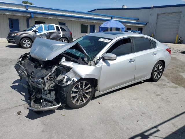 NISSAN ALTIMA 2.5 2017 with VIN 1N4AL3APXHC187353 - Photo from auction