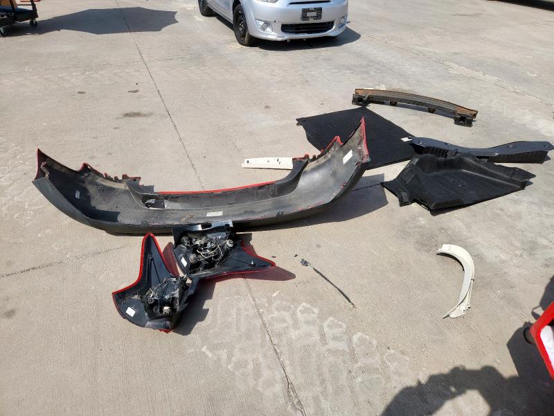 Photo 12 from auction – 2014 FORD FOCUS SE with VIN 1FADP3K2XEL151016